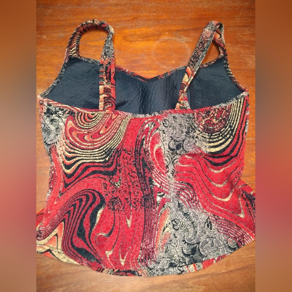 Papillon Blanc Red Black & Gold Fitted Sleeveless Shirt, 15 inches PTP - Picture 3 of 13